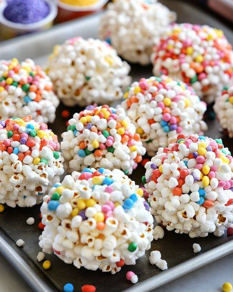 Easy Marshmallow Popcorn Balls Recipe